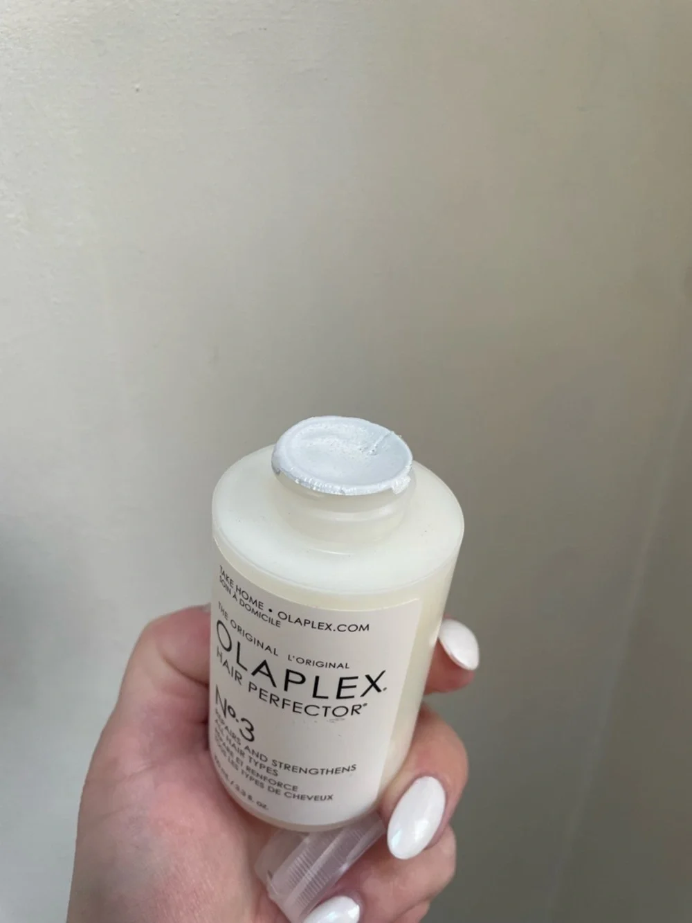 OLAPLEX No.3 Hair Perfector — White Bottle - Picture 3 of 3